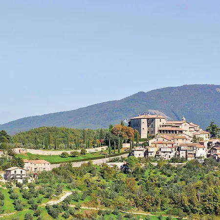 Holiday home Lovely In With Wi-fi Montasola
